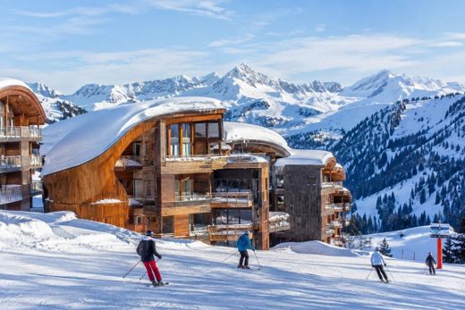 Winter alpine scene, private Mercedes-Benz ski transfer from Geneva Airport